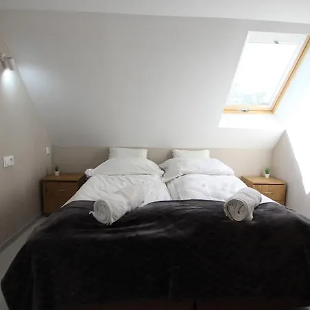 Rodzinny * 스트셰곰