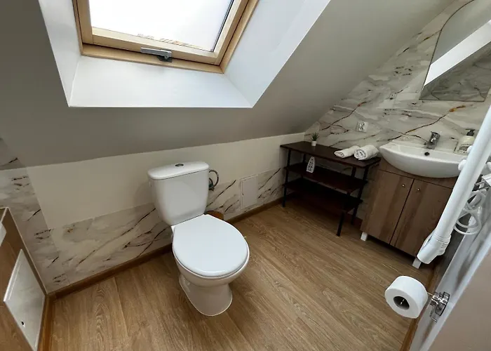 Rodzinny 스트셰곰